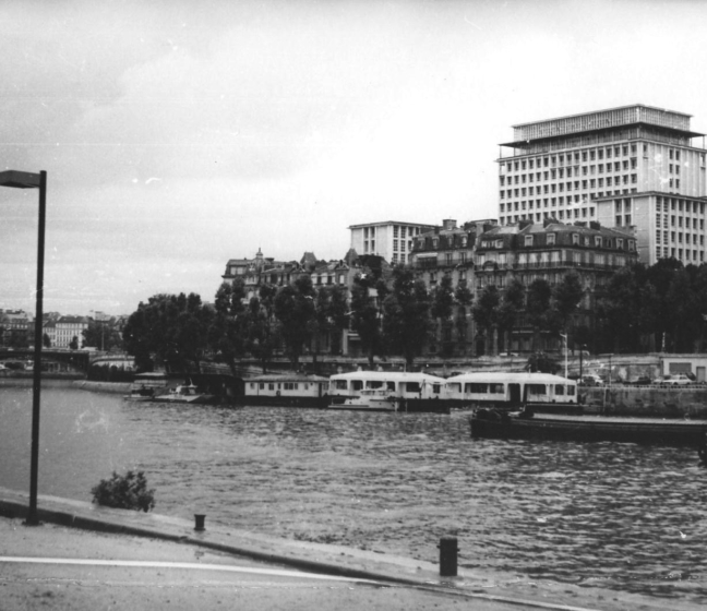 Photo historique de l'ancienne préfecture à Morland